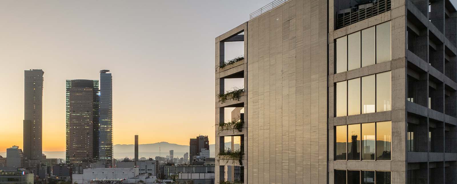 How to choose a window that insulates you from outside noise