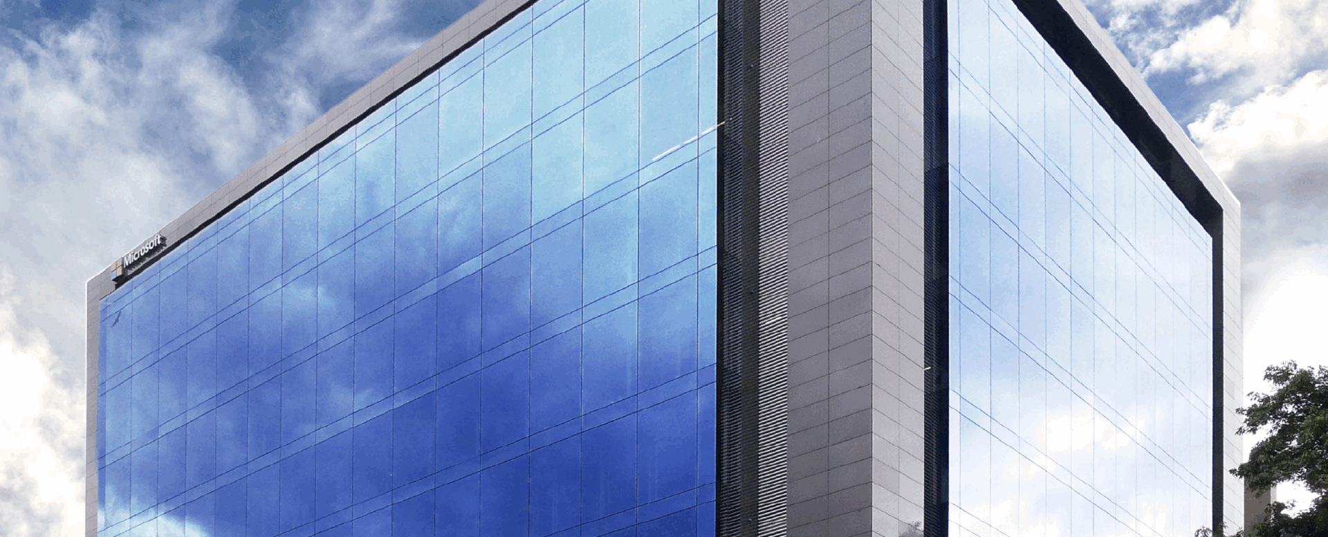Facade ST 52