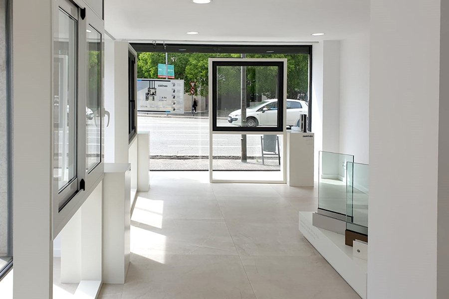 Alu-Store Girona - imagen 1 - alüminyum ve PVC pencereler Cortizo