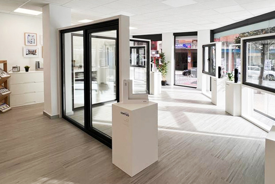 R. Bayón - aluminium and PVC windows Cortizo