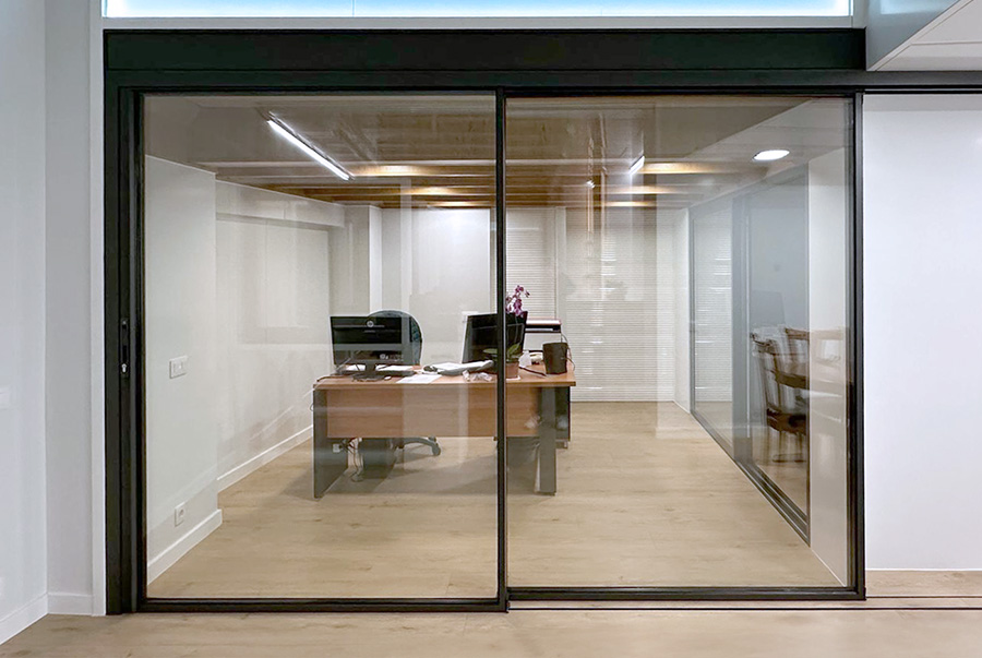 Showroom Copermo - aluminium and PVC windows Cortizo