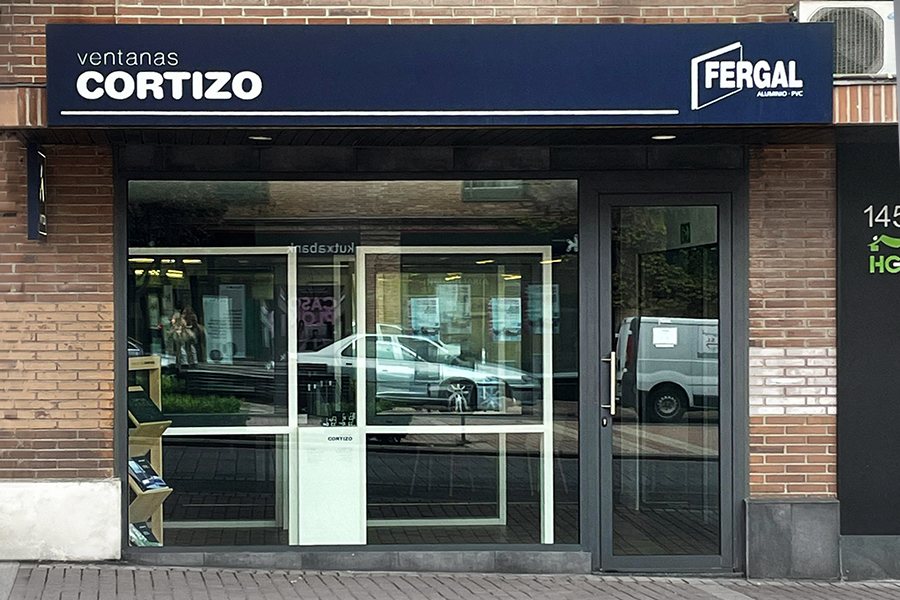 Fergal Villaviciosa - fenêtres en aluminium et PVC Cortizo