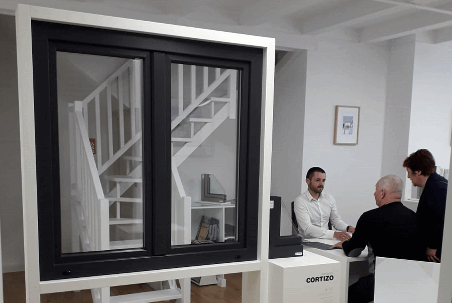 Showroom Aluminios José Pena - ferestre din aluminiu și PVC Cortizo