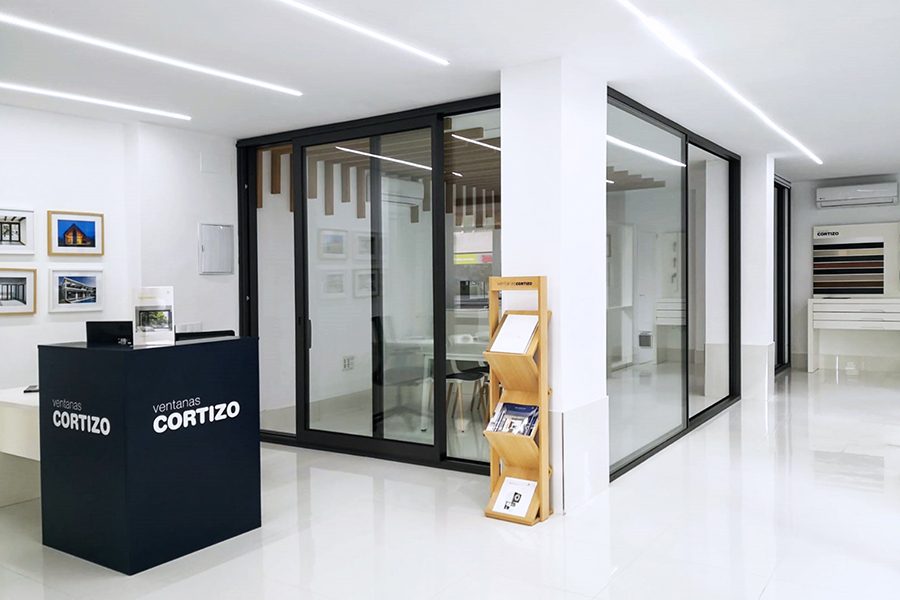 Showroom Klipervip Sevilla - hliníkové a PVC okná Cortizo
