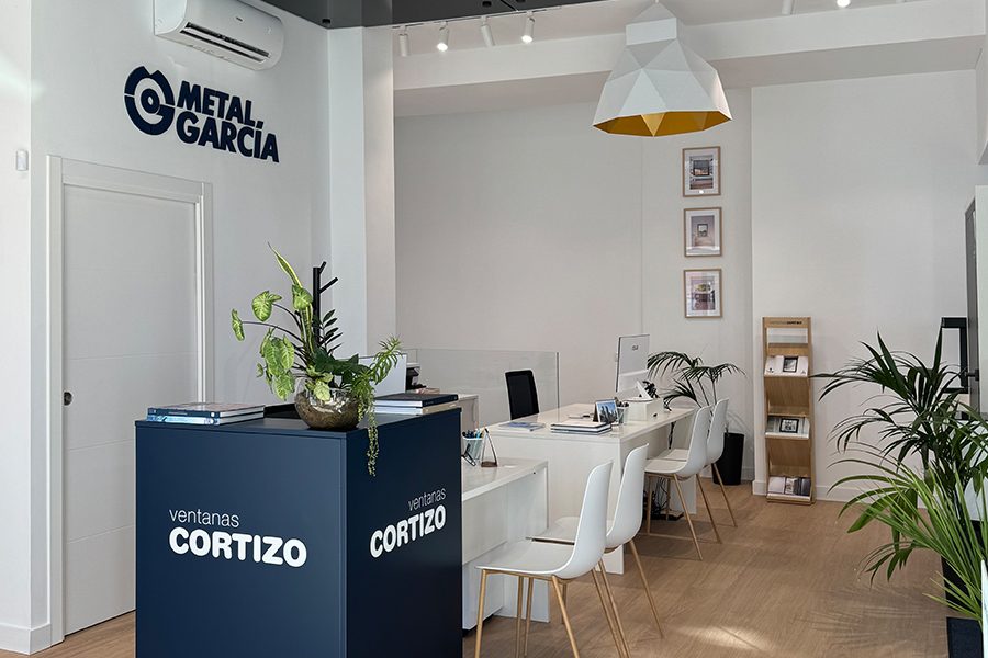 Showroom Metal García - Aluminium- und PVC-Fenster Cortizo
