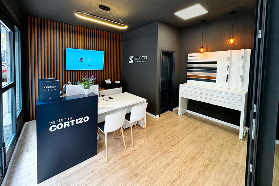 Showroom Serco - ventanas de aluminio y PVC Cortizo