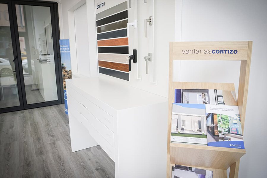 Tecnycom Las Rozas - imagen 2 - ferestre din aluminiu și PVC Cortizo