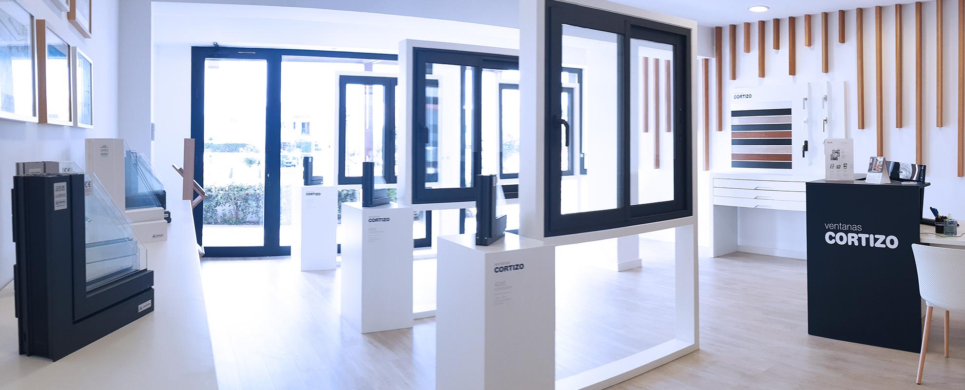 Cortizo Windows display at Verd Neix - aluminium and PVC windows Cortizo